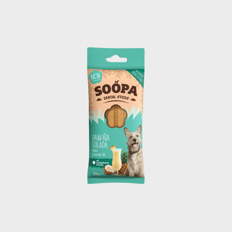 Stick dentaire à base de noix de coco et d'ananas pour chien de la marque Soopa 