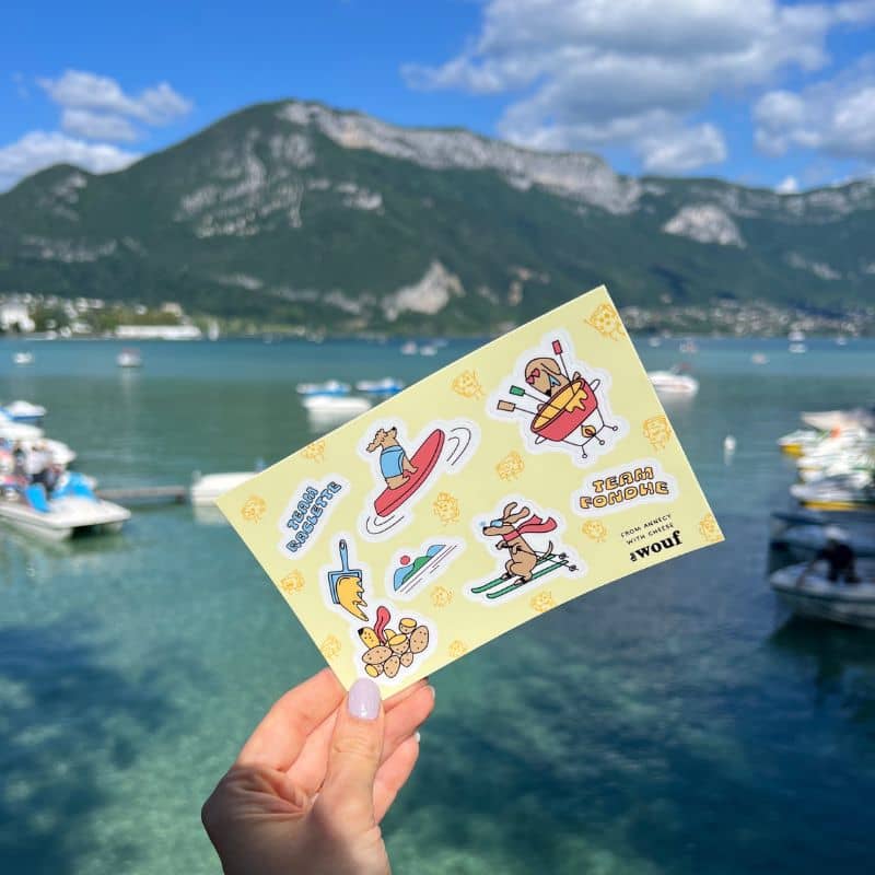 planche de 7 stickers autocollants souvenir d'annecy - illustrations par Agu Wu (raclette, fondue, lac, montagne, ski)
